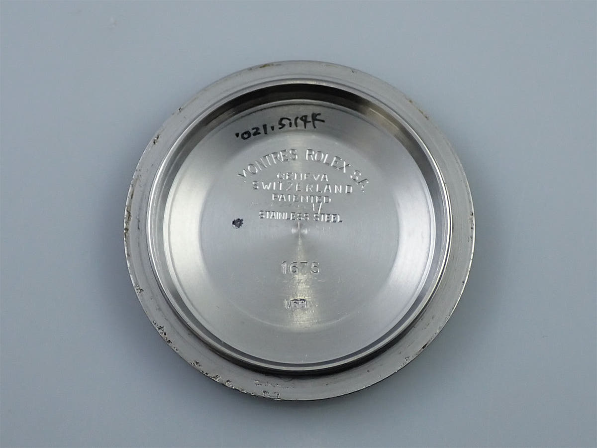 ロレックス GMTマスター Ref.1675 ブラック文字盤 中古 R4P3KS9M