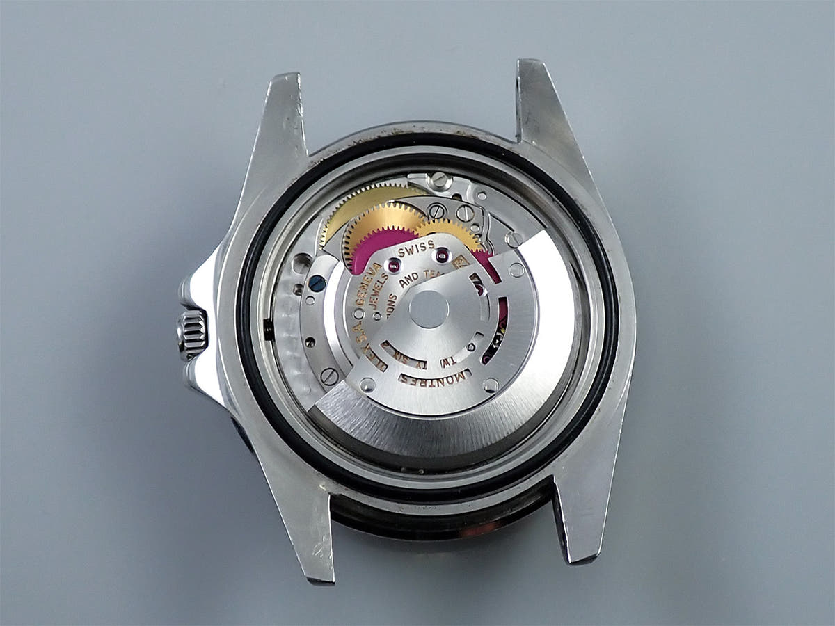 ロレックス GMTマスター Ref.1675 ブラック文字盤 中古 R4P3KS9M
