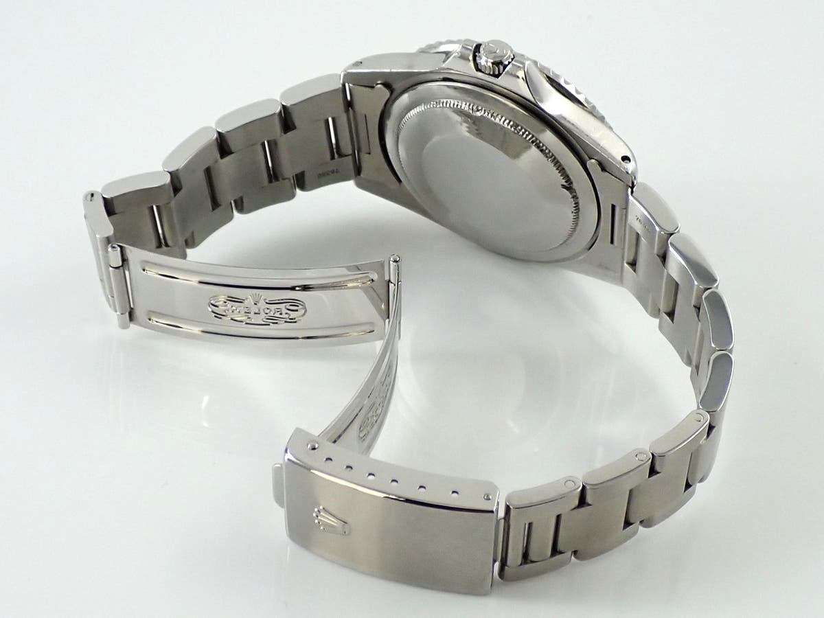 ロレックス GMTマスター Ref.1675 ブラック文字盤 中古 JF210574