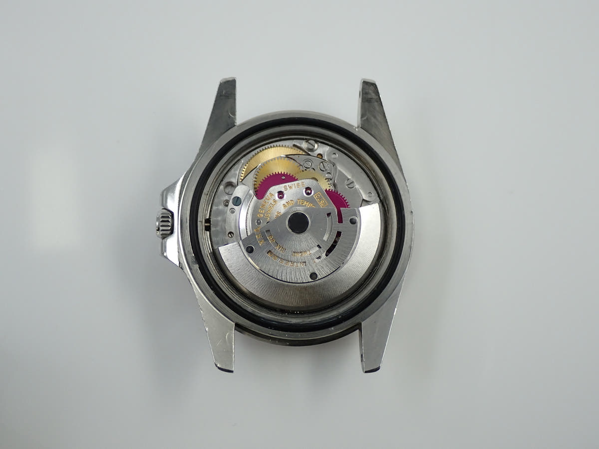 ロレックス GMTマスター Ref.1675 ブラック文字盤 中古 JF210574
