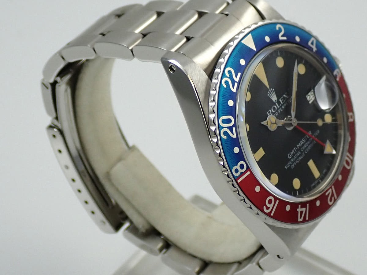 ロレックス GMTマスター Ref.16750 ブラック文字盤 中古 YA08A2JJ