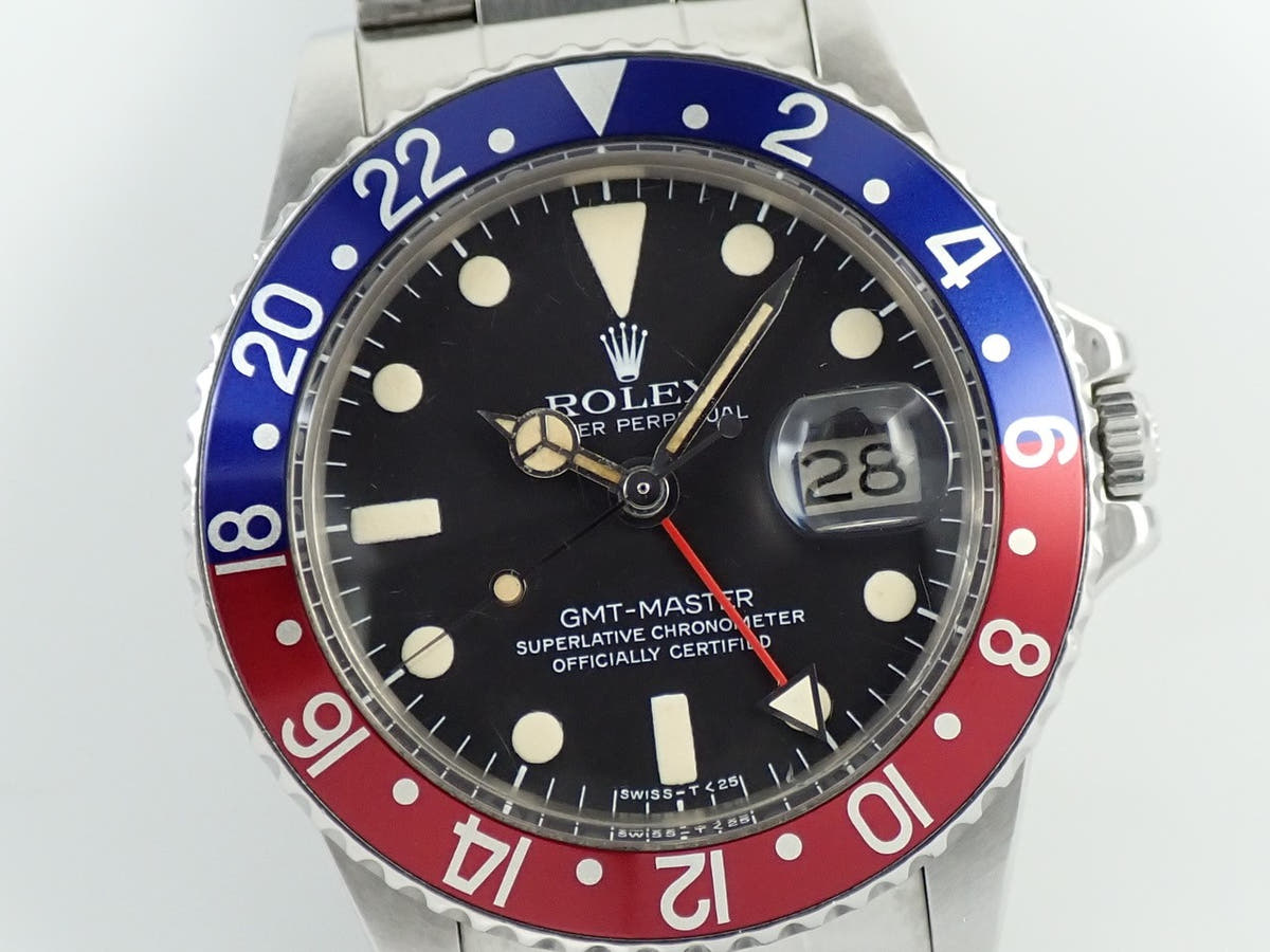 ロレックス GMTマスター Ref.1675 ブラック文字盤 中古 Y2ZZWSWM