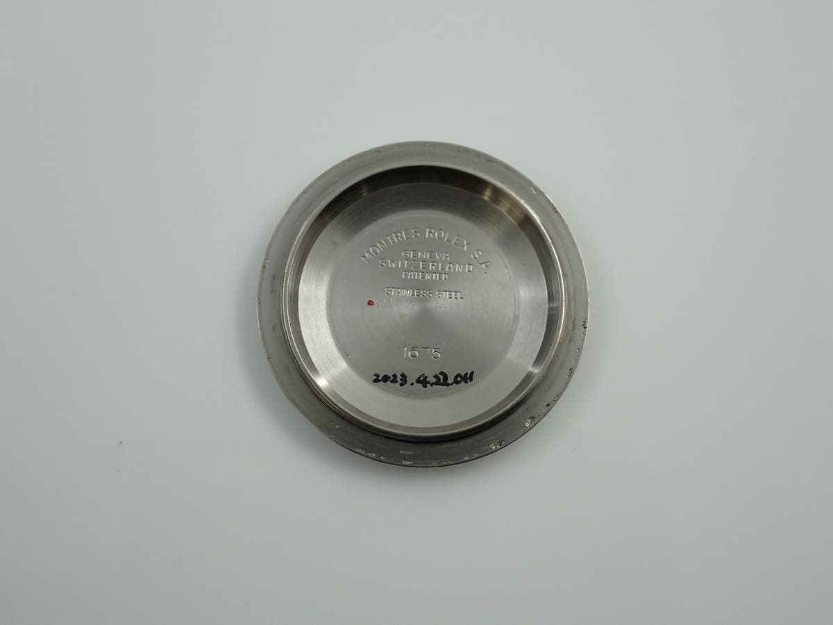 ロレックス GMTマスター Ref.1675 ブラック文字盤 中古 Y2ZZWSWM