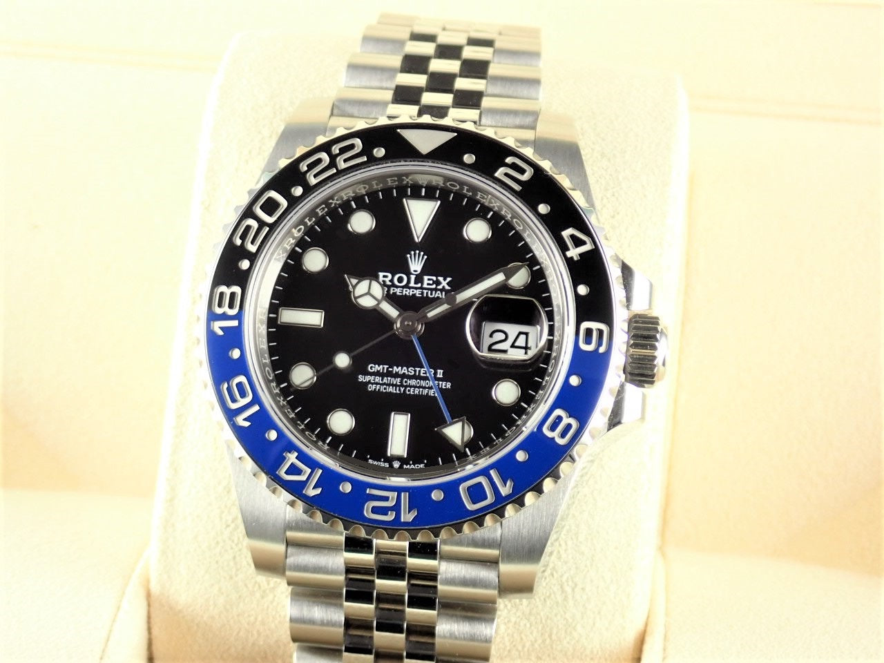 Rolex GMT Master II Blue and Black Bezel &lt;&lt; New Warranty Card, Box, etc. &gt;&gt;