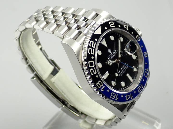 Rolex GMT Master Blue and Black Bezel &lt;New warranty, box, etc.&gt;