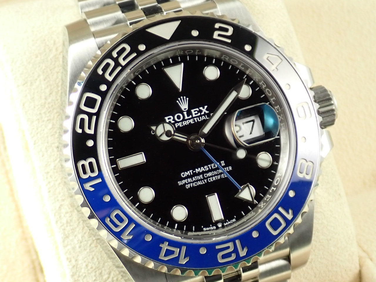 Rolex GMT Master Blue and Black Bezel &lt;New warranty, box, etc.&gt;