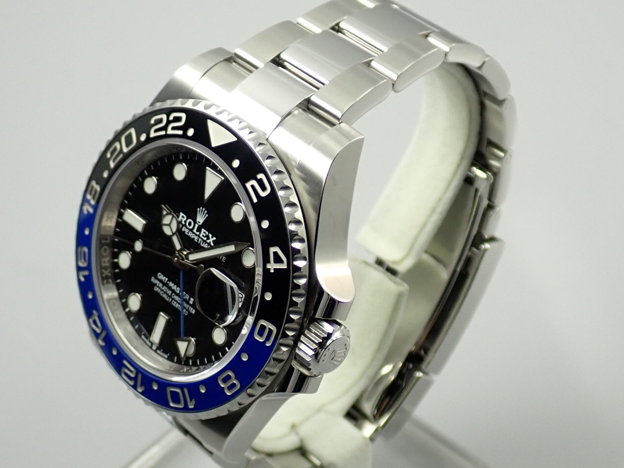 Rolex GMT Master Blue and Black Bezel &lt;New warranty, box, etc.&gt;