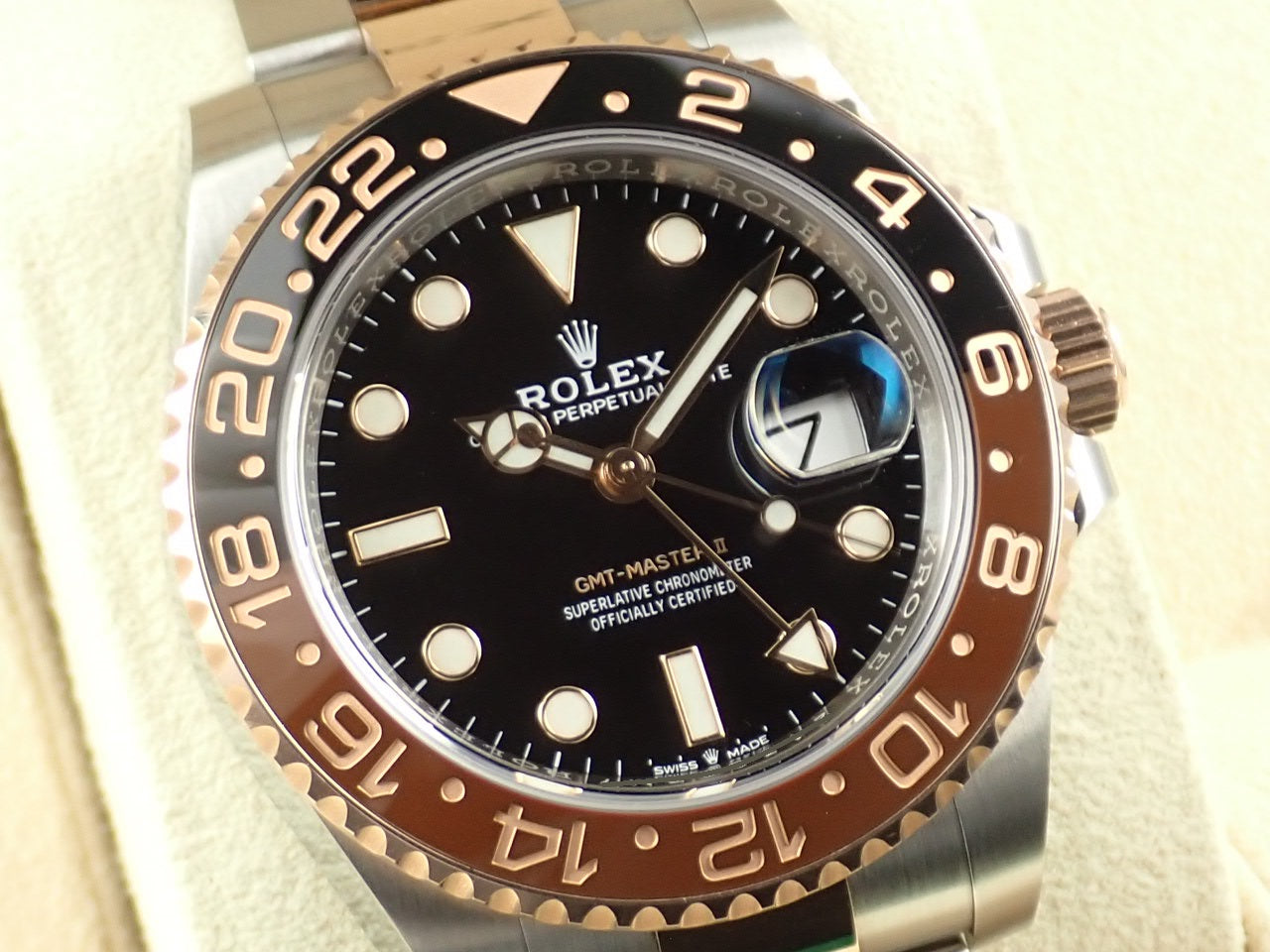 Rolex GMT Master II Brown and Black Bezel &lt;&lt;New Warranty Card, Box, etc.&gt;&gt;