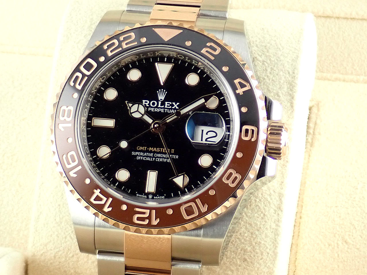 Rolex GMT Master II Brown and Black Bezel &lt;&lt;New Warranty Card, Box, etc.&gt;&gt;