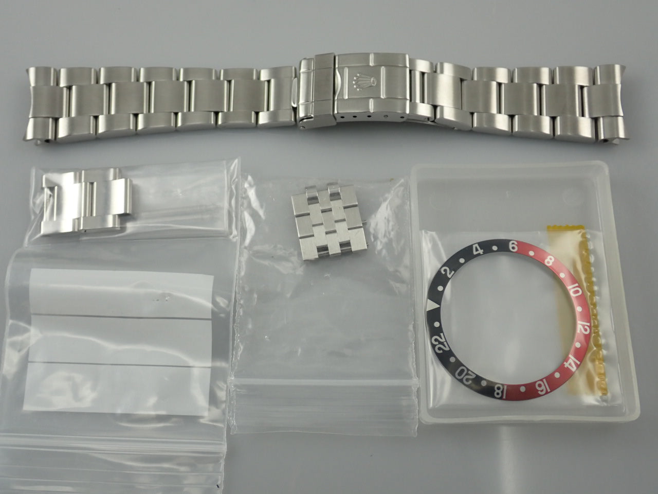 Rolex GMT Master II Red and Blue Bezel Z Series &lt;Warranty, Box, etc.&gt;