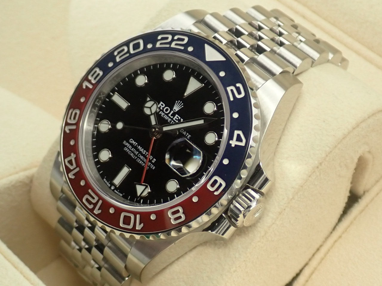 Rolex GMT Master II Red and Blue Bezel &lt;&lt;New warranty, box, etc.&gt;&gt;