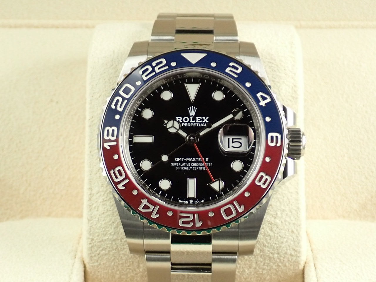 Rolex GMT Master Red and Blue Bezel &lt;&lt;New warranty, box, etc.&gt;&gt;