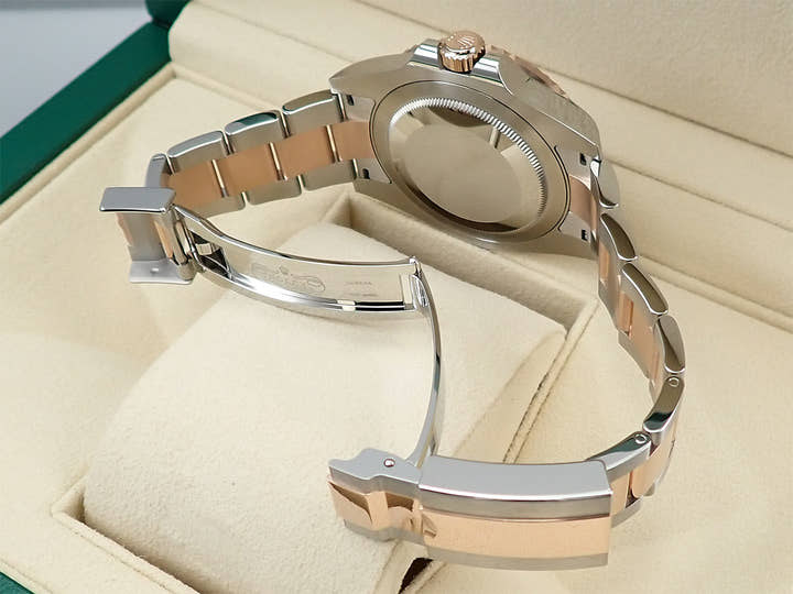 ロレックス GMTマスターII Ref.126711CHNR ステンレススチール/エバーローズゴールド ブラック文字盤 オイスターブレスレット