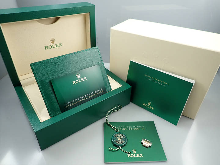 ロレックス GMTマスターII Ref.126711CHNR ステンレススチール/エバーローズゴールド ブラック文字盤　オイスターブレスレット