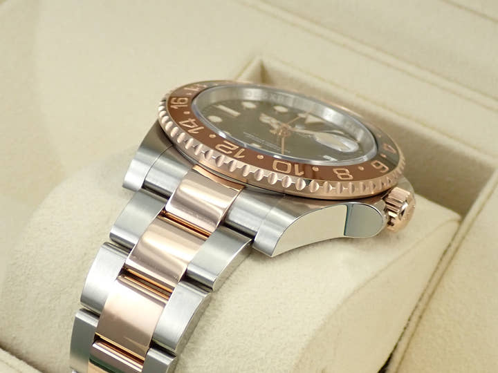 ロレックス GMTマスターII Ref.126711CHNR ステンレススチール/エバーローズゴールド ブラック文字盤　オイスターブレスレット