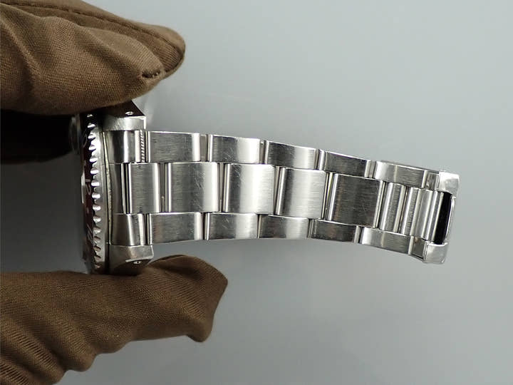 Pre-owned Rolex GMT-Master II Ref. 16760, stainless steel, black dial, Oyster bracelet.  1T1F2185