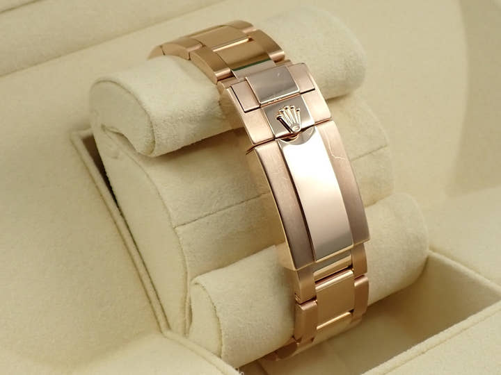 ロレックス GMTマスターII Ref.126715CHNR エバーローズゴールド ブラック文字盤 オイスターブレスレット オイスターブレスレット