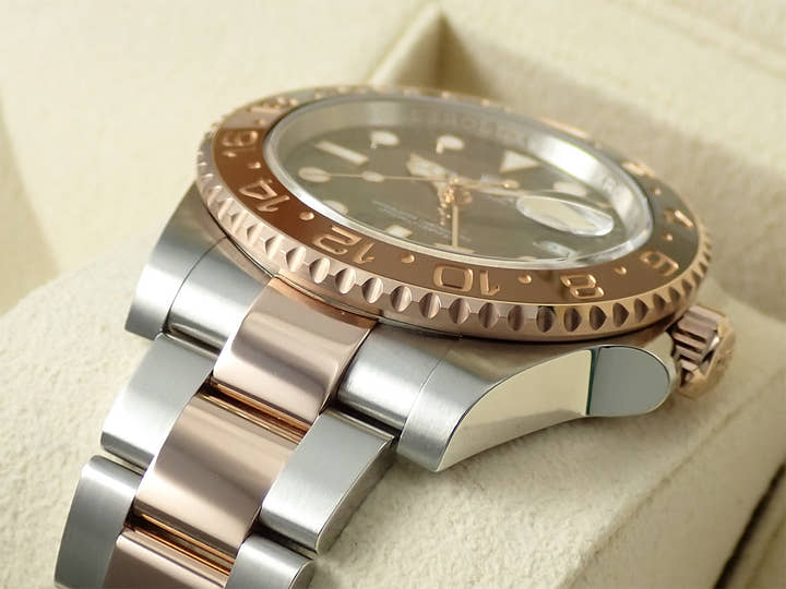 ロレックス GMTマスターII Ref.126711CHNR ステンレススチール/エバーローズゴールド ブラック文字盤　オイスターブレスレット