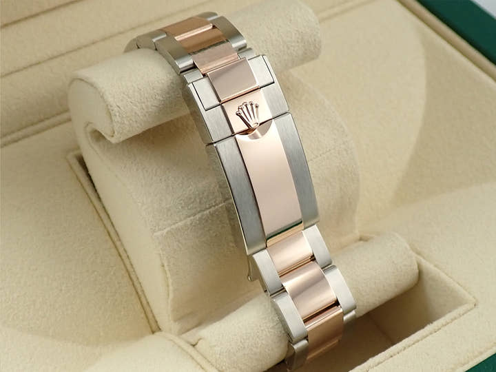 ロレックス GMTマスターII Ref.126711CHNR ステンレススチール/エバーローズゴールド ブラック文字盤 オイスターブレスレット オイスターブレスレット