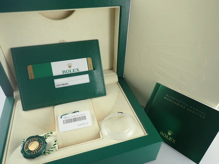 ロレックス GMTマスターII Ref.126710BLRO ブラック文字盤 未使用 gmt-master2-37 ジュビリーブレスレット