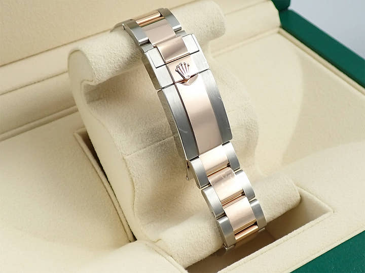 ロレックス GMTマスターII Ref.126711CHNR ステンレススチール/エバーローズゴールド ブラック文字盤 オイスターブレスレット オイスターブレスレット