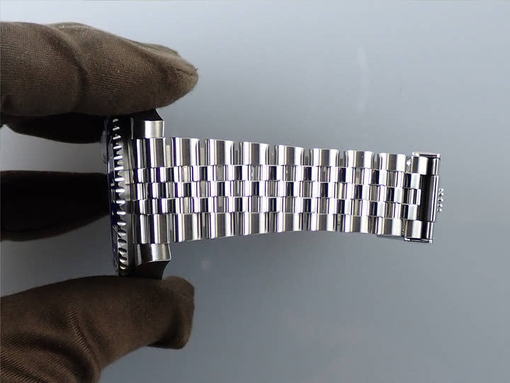 ロレックス GMTマスターII Ref.126710BLNR ステンレススチール ブラック文字盤 ジュビリーブレスレット 中古 6W8P614F