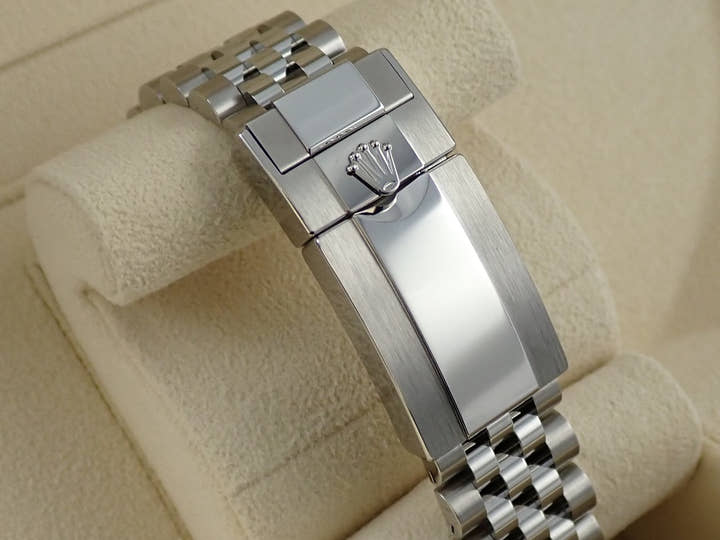 ロレックス GMTマスターII Ref.126710BLNR ステンレススチール ブラック文字盤 ジュビリーブレスレット 未使用 67XHTYKW