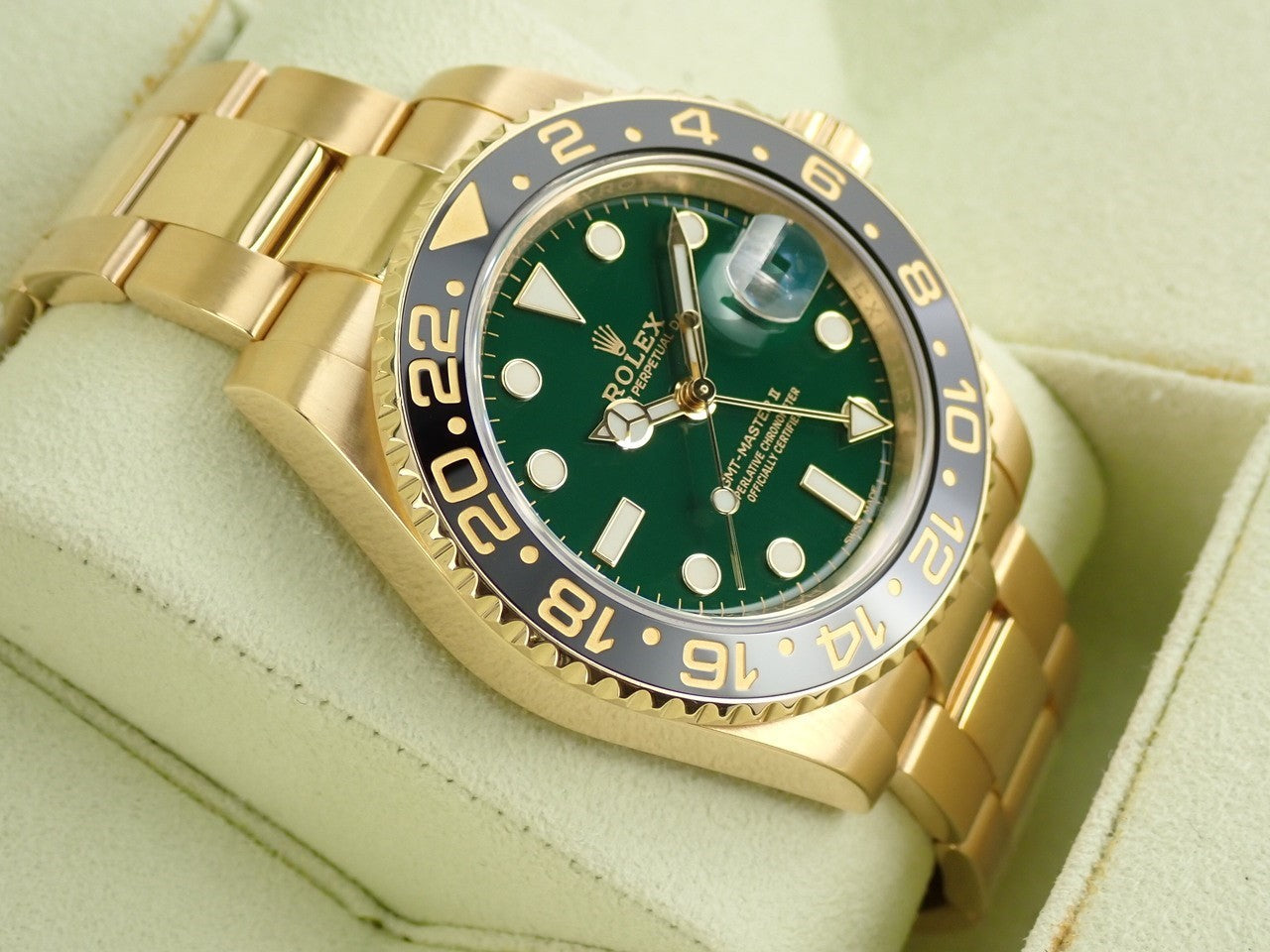 Rolex GMT Master II Ref.116718LN 18KYG Green Dial