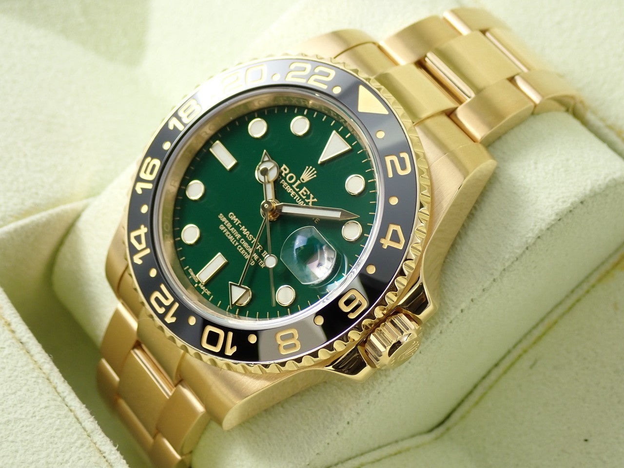 Rolex GMT Master II Ref.116718LN 18KYG Green Dial