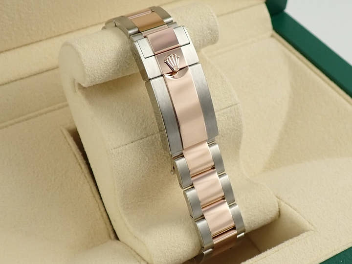 ロレックス GMTマスターII Ref.126711CHNR ステンレススチール/エバーローズゴールド ブラック文字盤 オイスターブレスレット オイスターブレスレット