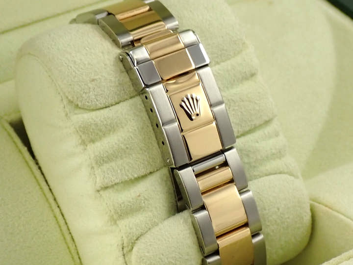 Rolex GMT-Master II Ref. 16713 Stainless Steel/Yellow Gold Black Dial