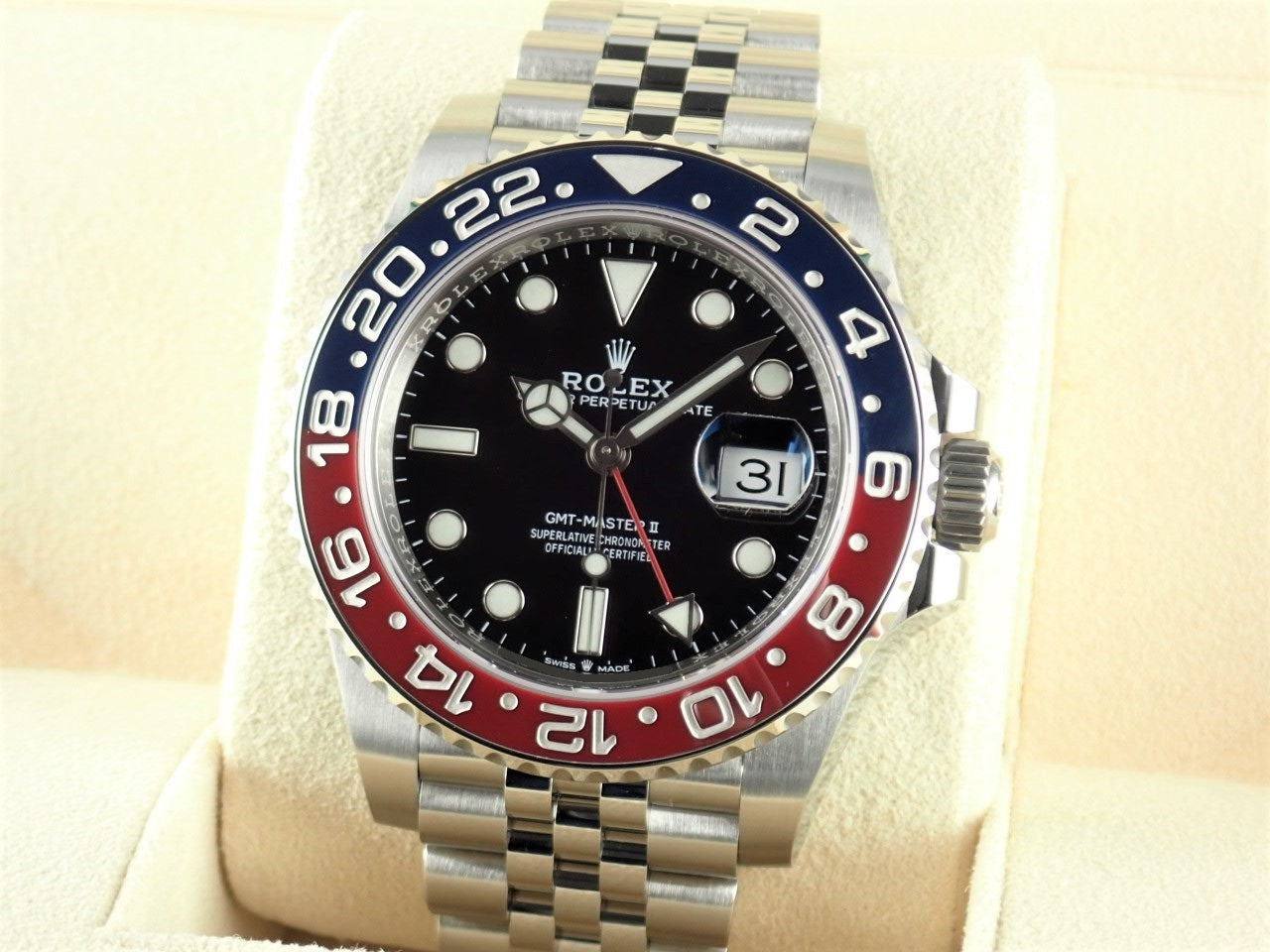 Rolex GMT Master II Red and Blue Bezel [Unused] [Certificate, Box, Other] Ref. 126710BLRO