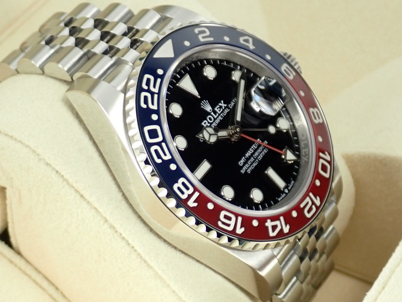 Rolex GMT Master II Red and Blue Bezel [Unused] [Certificate, Box, Other] Ref. 126710BLRO