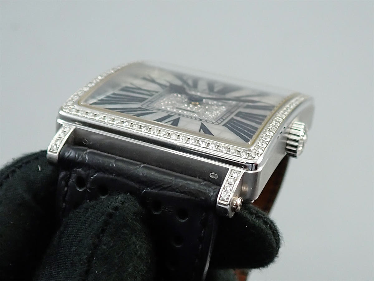 Roger Dubuis Golden Square Ref.G40 14 0-SDC DN1G.7A White Shell Dial Used 9U088UUP