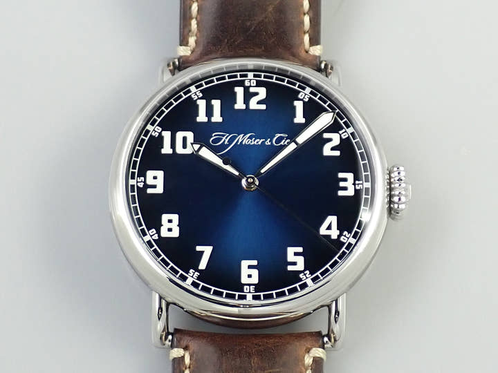 H.モーザー ヘリテージ・センターセコンド　ファンキーブルー Ref.8200-1201 ファンキーブルー フュメ文字盤 中古 10ZMS2LT