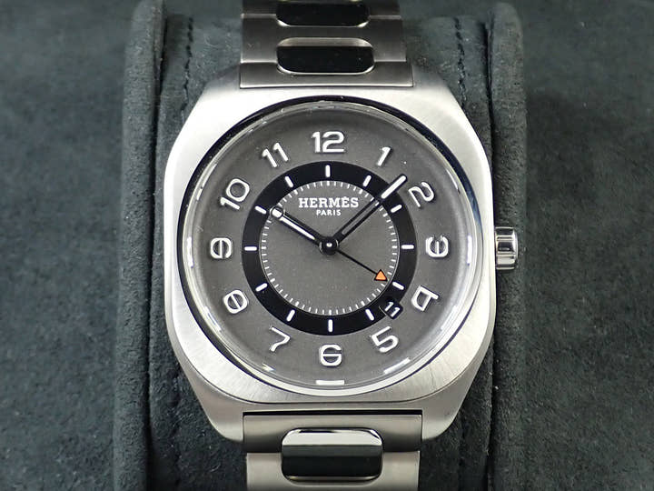 エルメス エルメス H08 Ref.W049427WW00 ブラック文字盤 美品 Z7836843