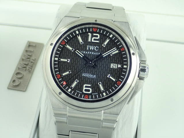 IWC インヂュニア Ref.IW323604 ブラック文字盤 中古 ingenieur-3