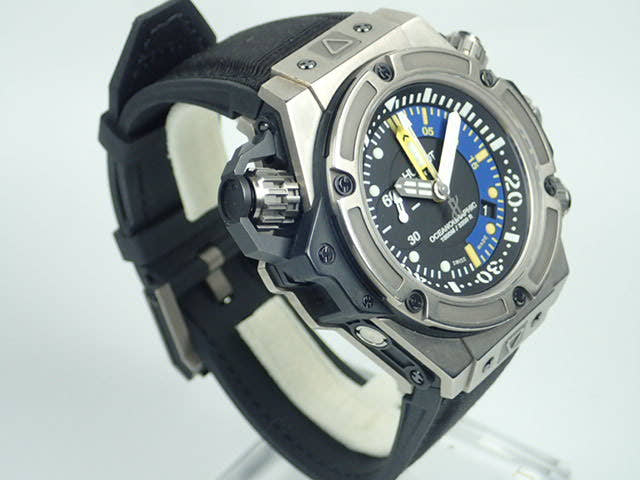 ウブロ キングパワー Ref.732.NX.1127.RX ブラック／ブルー文字盤 中古 kingpower-4