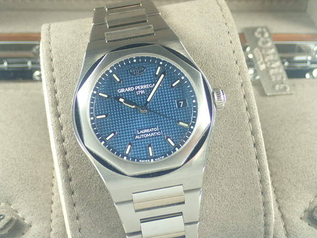 ジラールペルゴ ロレアート Ref.81005-11-431-11A ブルー文字盤 美品 laureato-11