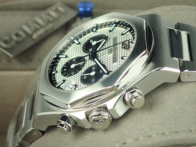 Girard-Perregaux Laureato Chronograph [Unused]