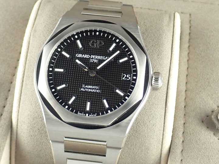 ジラールペルゴ ロレアート Ref.81010-11-634-11A ブラック文字盤 美品 laureato-15