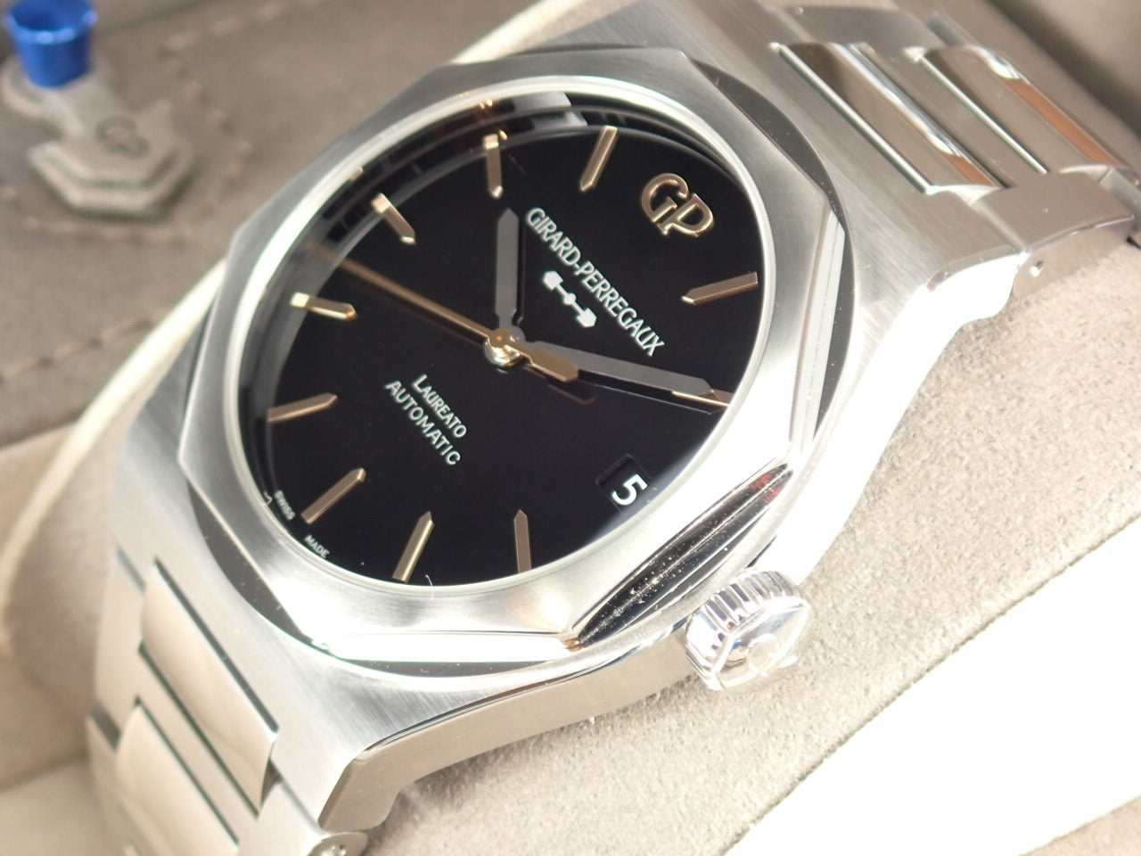 Girard-Perregaux Laureato Infinity Edition [Excellent condition] &lt;Warranty, box, etc.&gt;