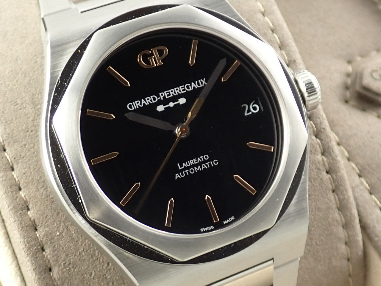 Girard-Perregaux Laureato &lt;Warranty, Box, etc.&gt;