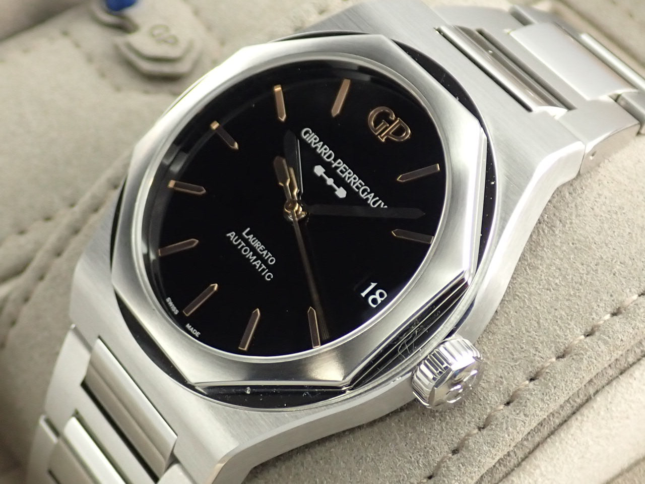 Girard-Perregaux Laureato Infinity Edition &lt;Warranty, Box, etc.&gt;