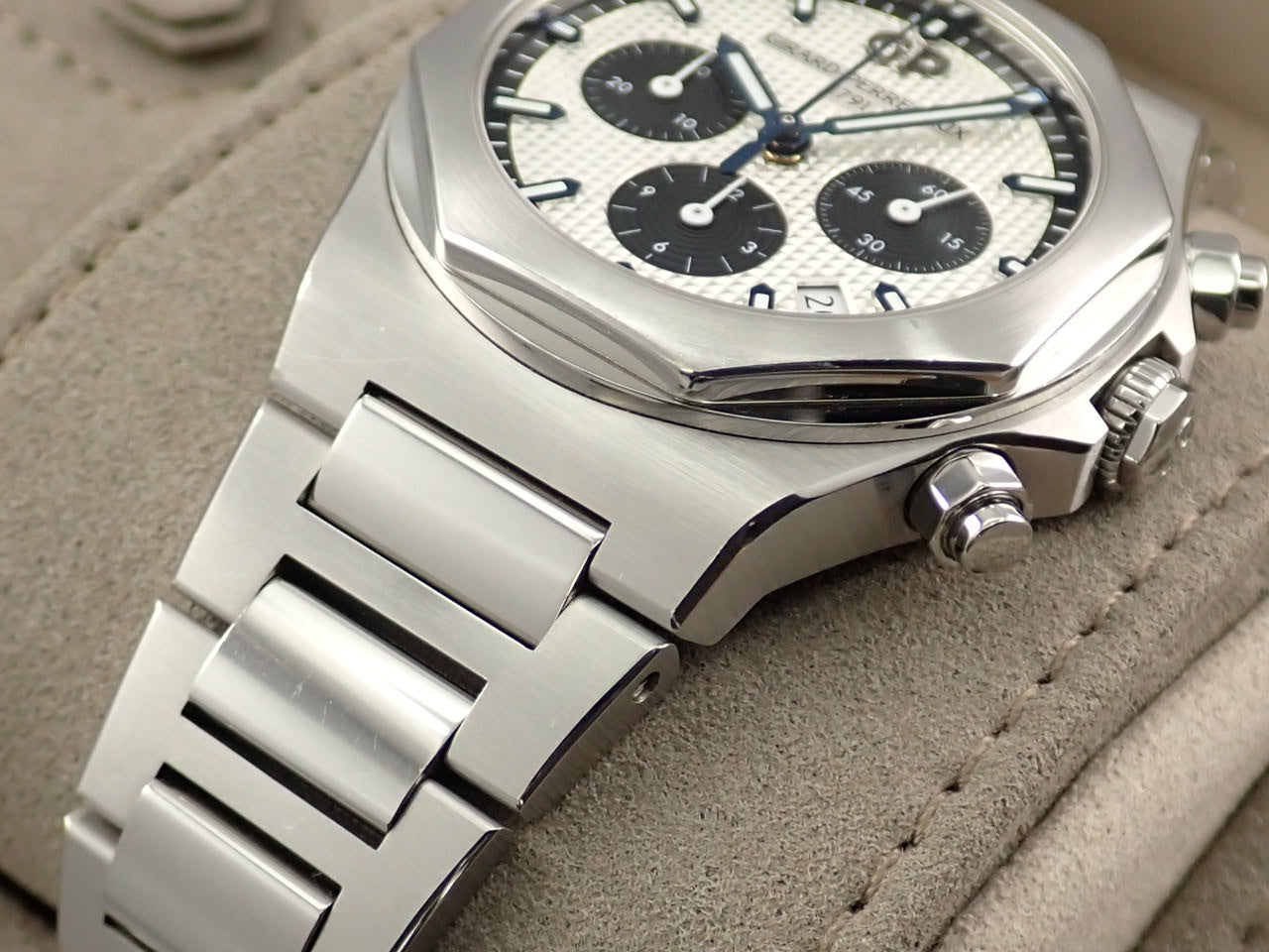 Girard-Perregaux Laureato Chronograph &lt;Warranty, Box, etc.&gt;