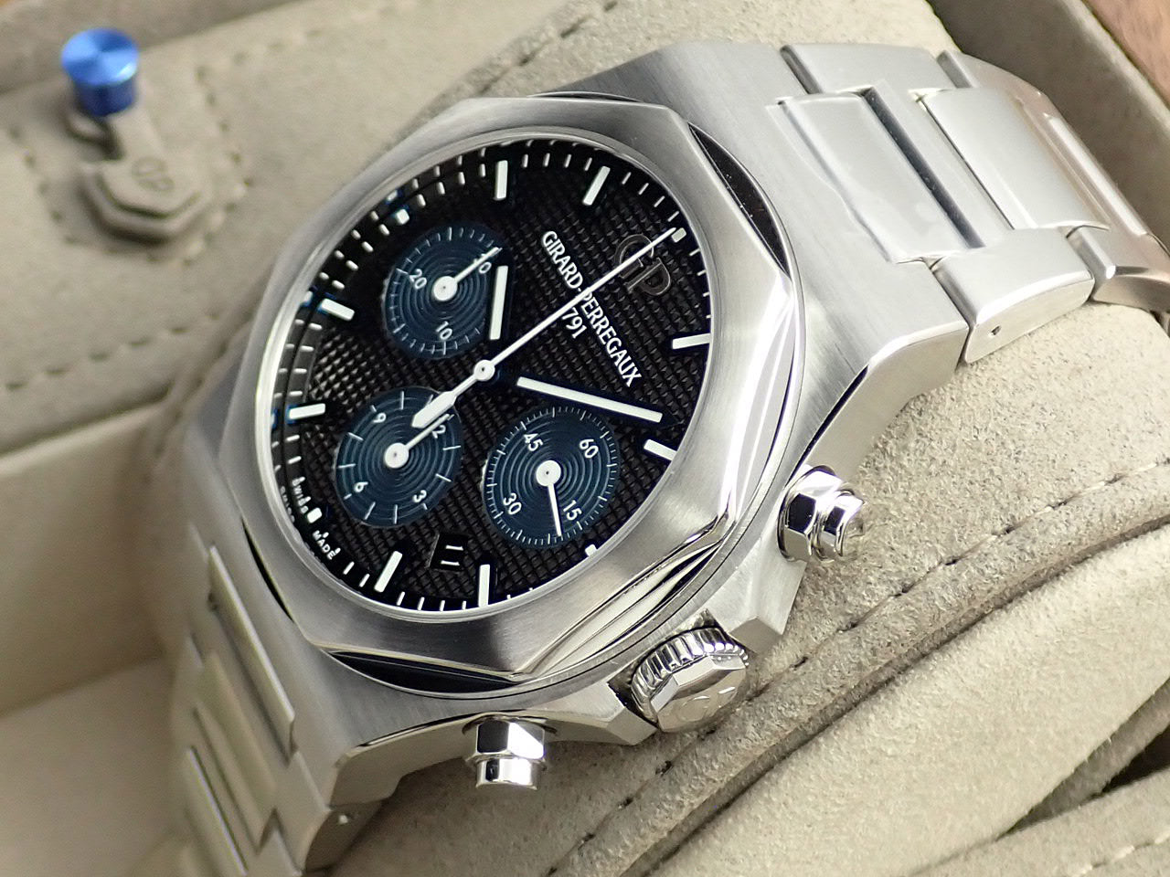 Girard-Perregaux Laureato Chronograph &lt;Warranty, Box, etc.&gt;