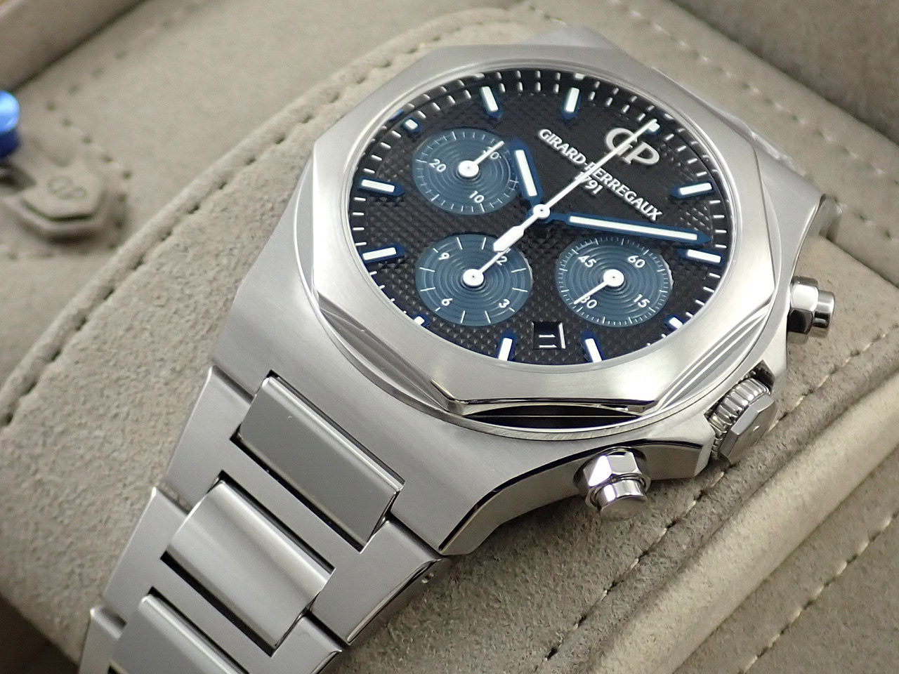 Girard-Perregaux Laureato Chronograph &lt;Warranty, Box, etc.&gt;