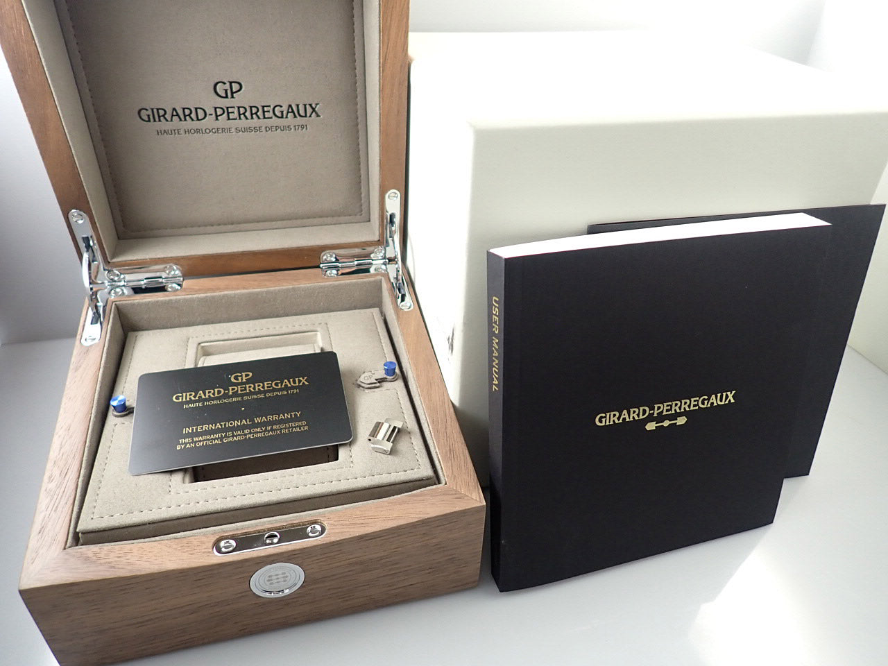 Girard-Perregaux Laureato Chronograph &lt;Warranty, Box, etc.&gt;