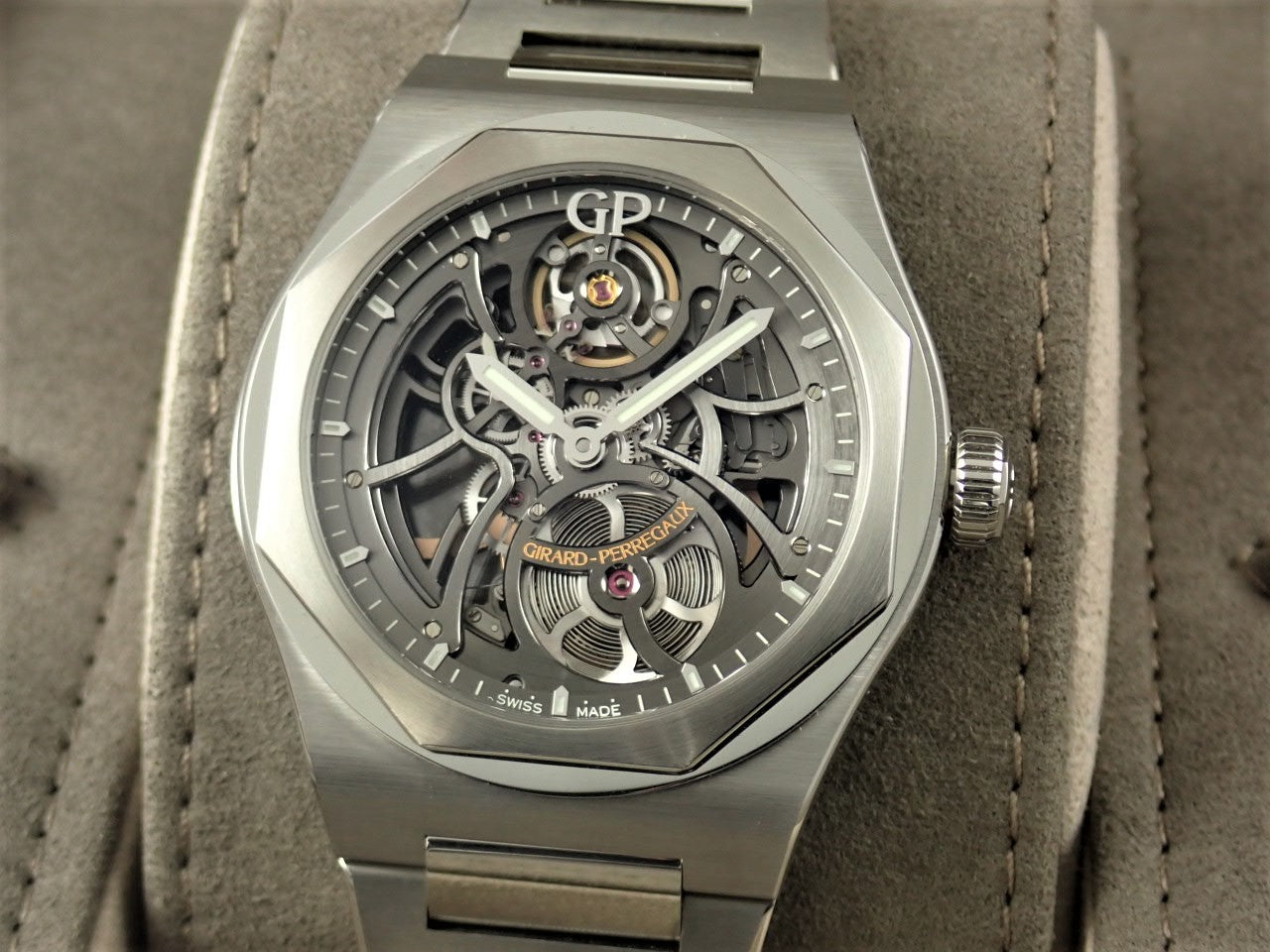 Girard-Perregaux Laureato Skeleton [Unused] &lt;Warranty, Box, etc.&gt;