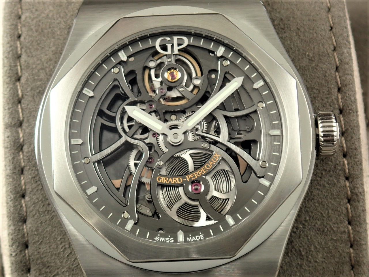 Girard-Perregaux Laureato Skeleton [Unused] &lt;Warranty, Box, etc.&gt;